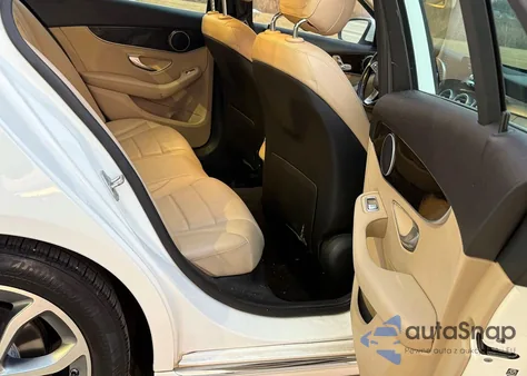 2016 Mercedes-Benz C 300 из США, поврежденный, VIN 55SWF4JB5GU147991